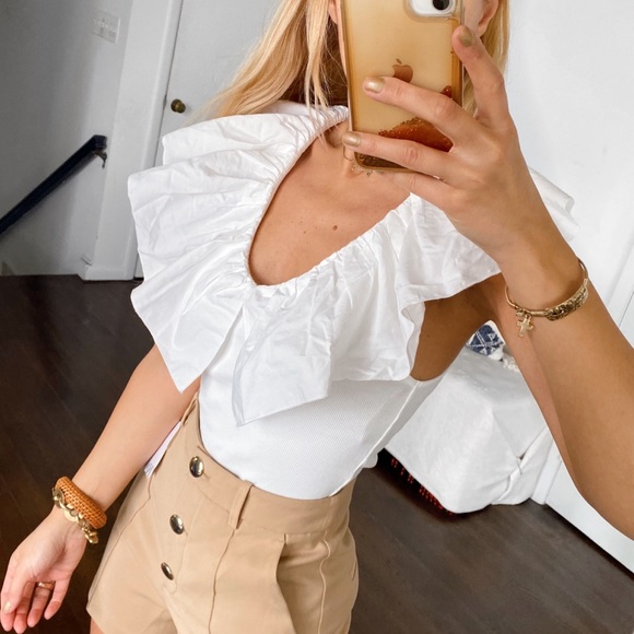 🐚 ZARA BOHO IVORY COTTON RUFFLE CROPPED TOP! - Picture 2 of 9
